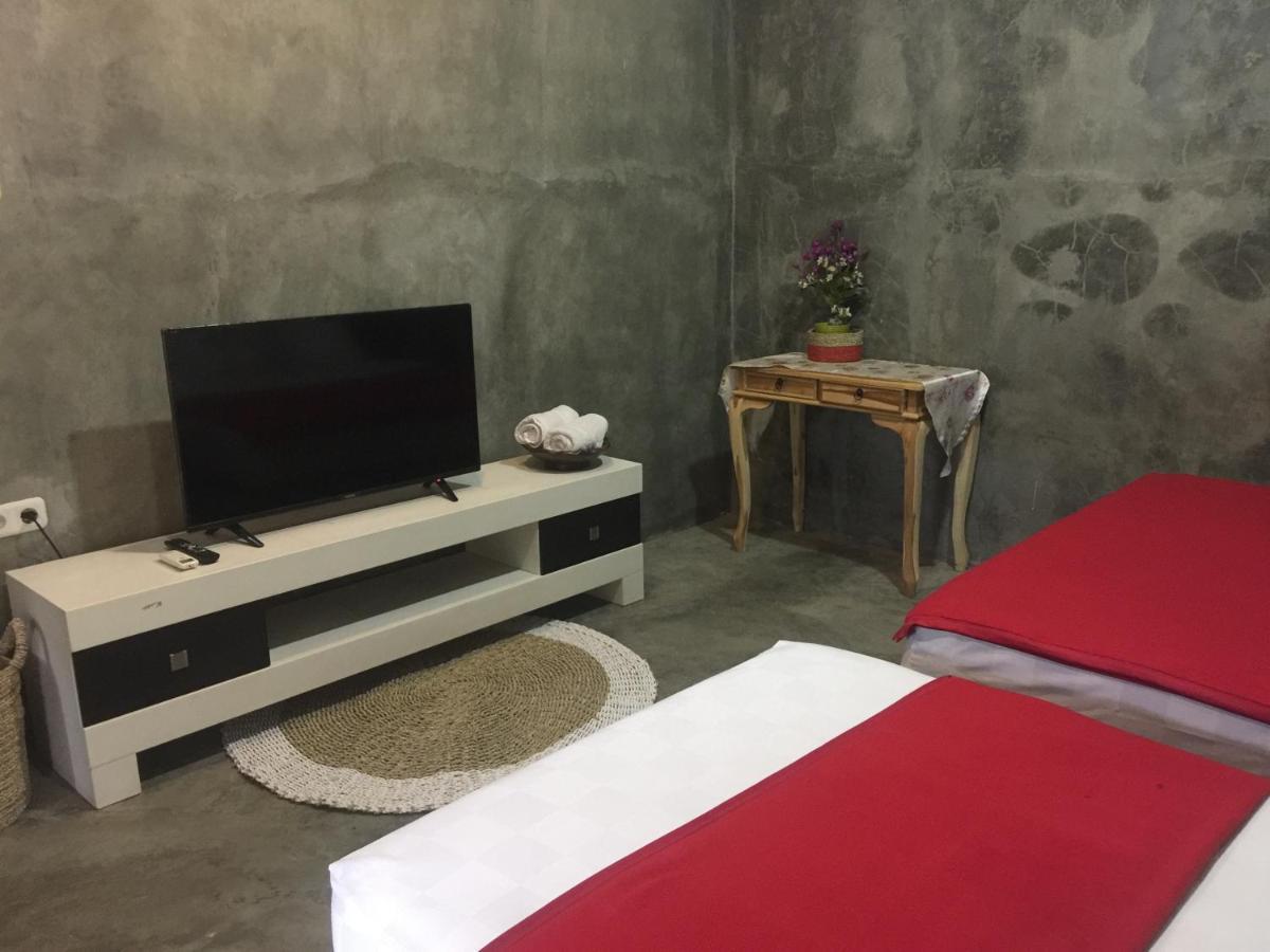 Watukarung Ristu Homestay Kalak 外观 照片