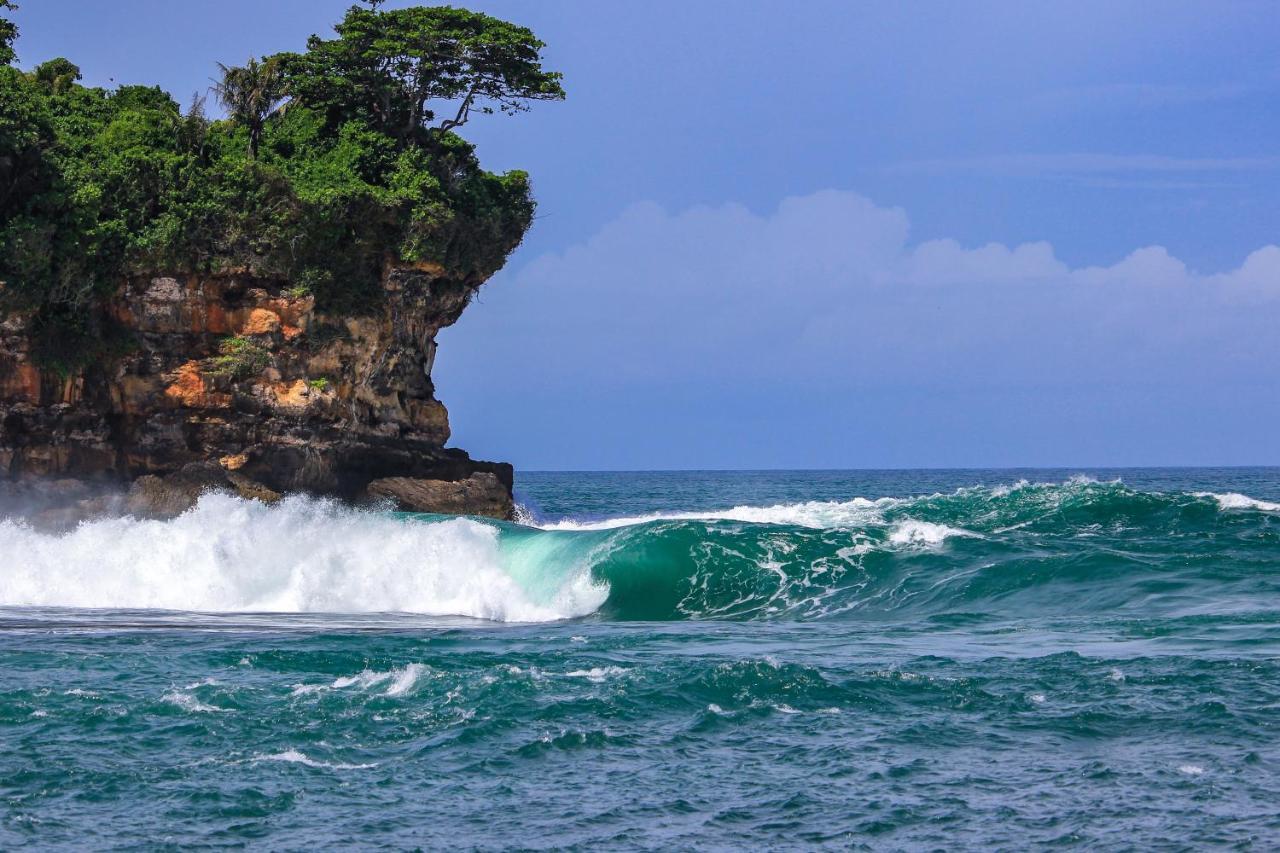 Watukarung Ristu Homestay Kalak 外观 照片